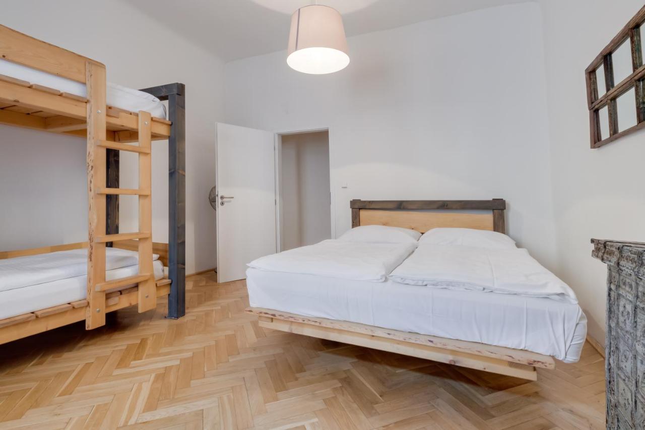 Curiosity Apartments Prague Extérieur photo