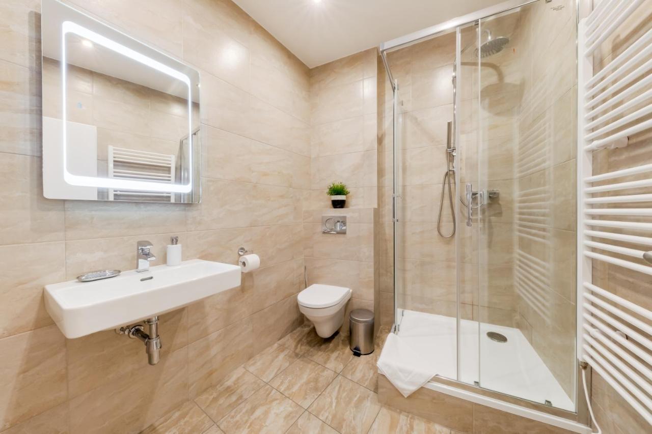 Curiosity Apartments Prague Extérieur photo
