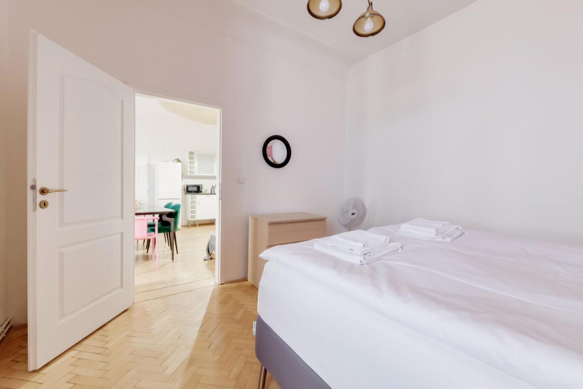 Curiosity Apartments Prague Extérieur photo